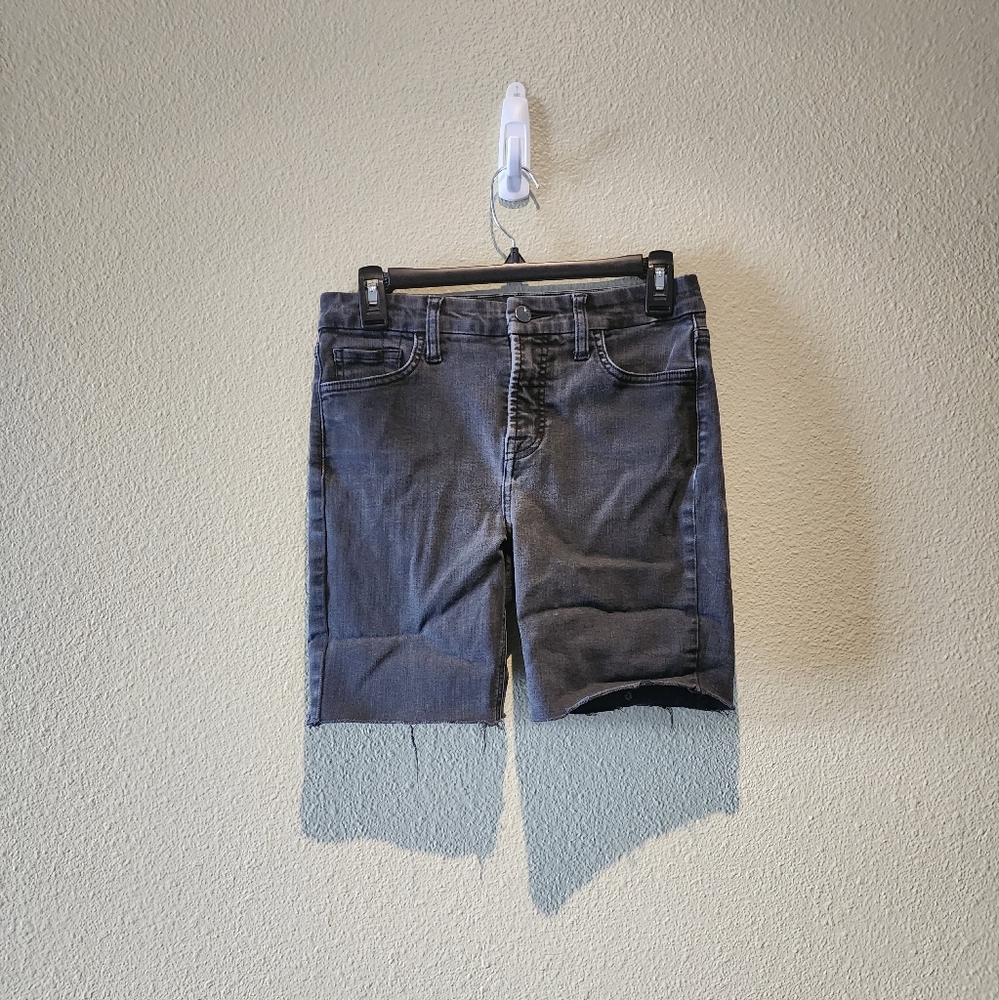 Jen7 by 7 for all mankind shorts